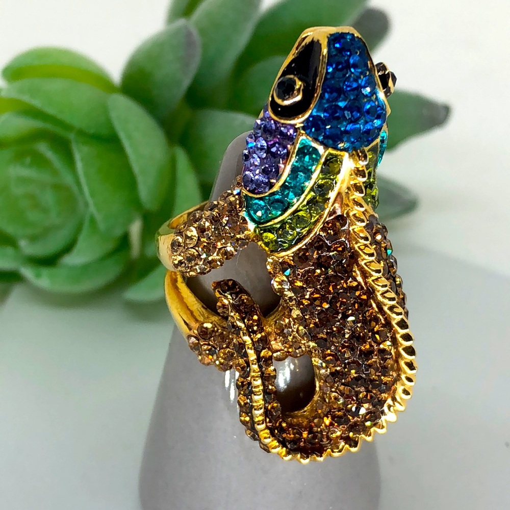🌟2 for $25-Crystal Iguana Statement Ring